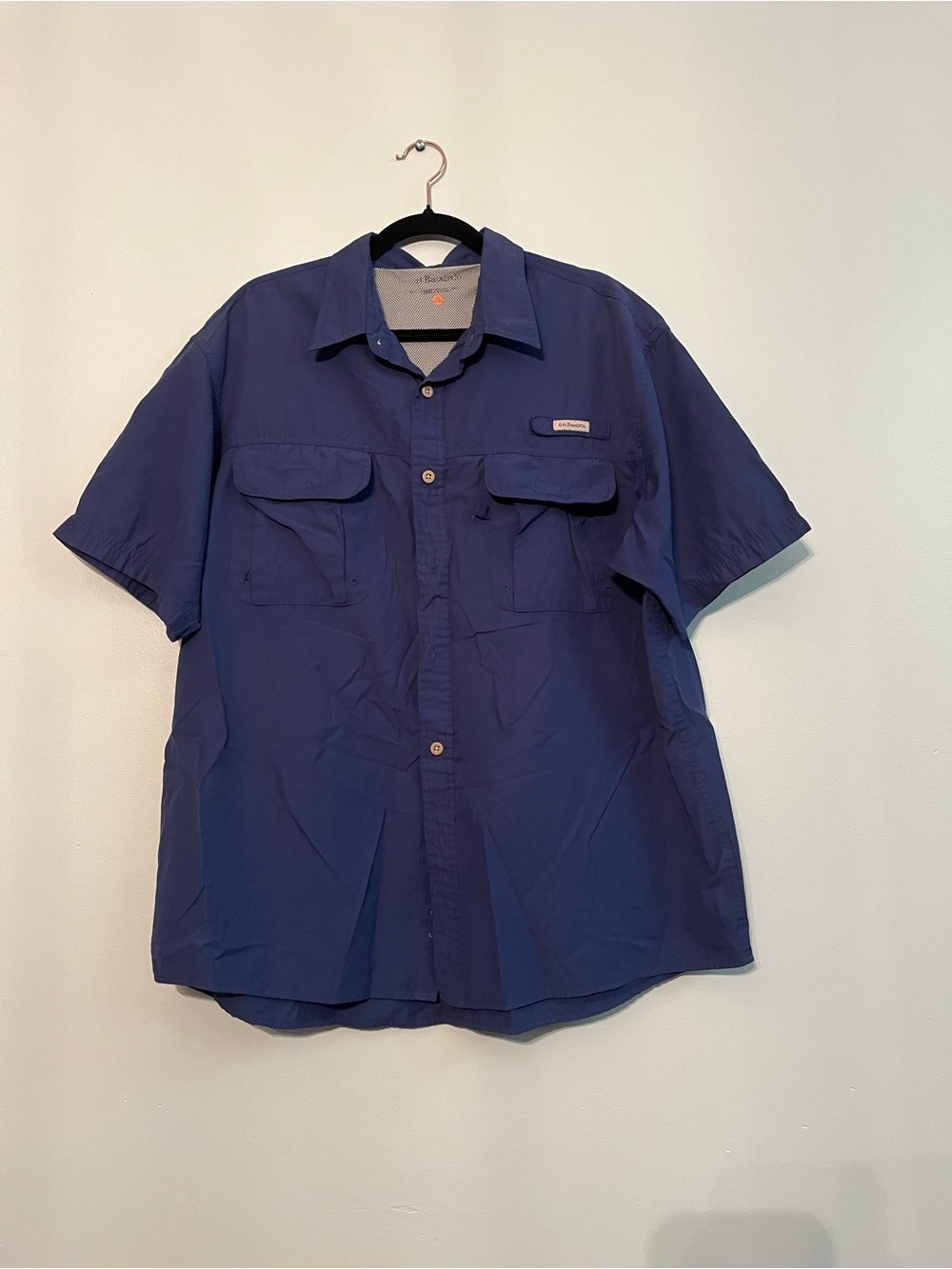 G.H. Bass & Co. Short-Sleeve Button-Down Shirt in Navy Blue